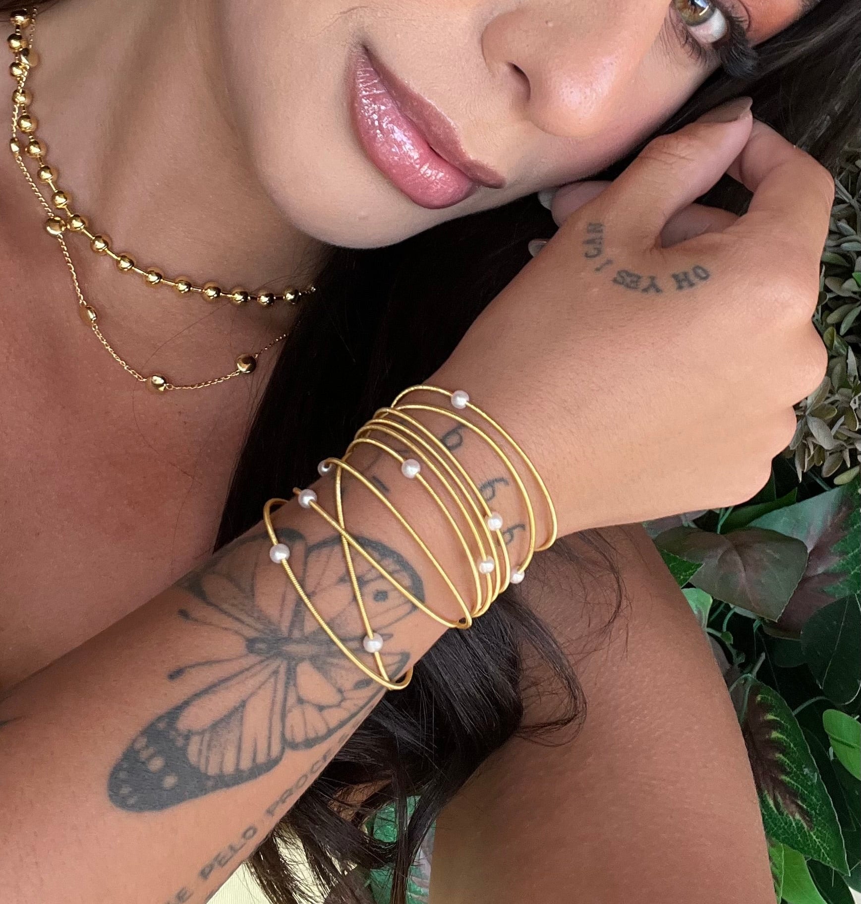 Pulseira Corda de Violão com Mini Pérolas