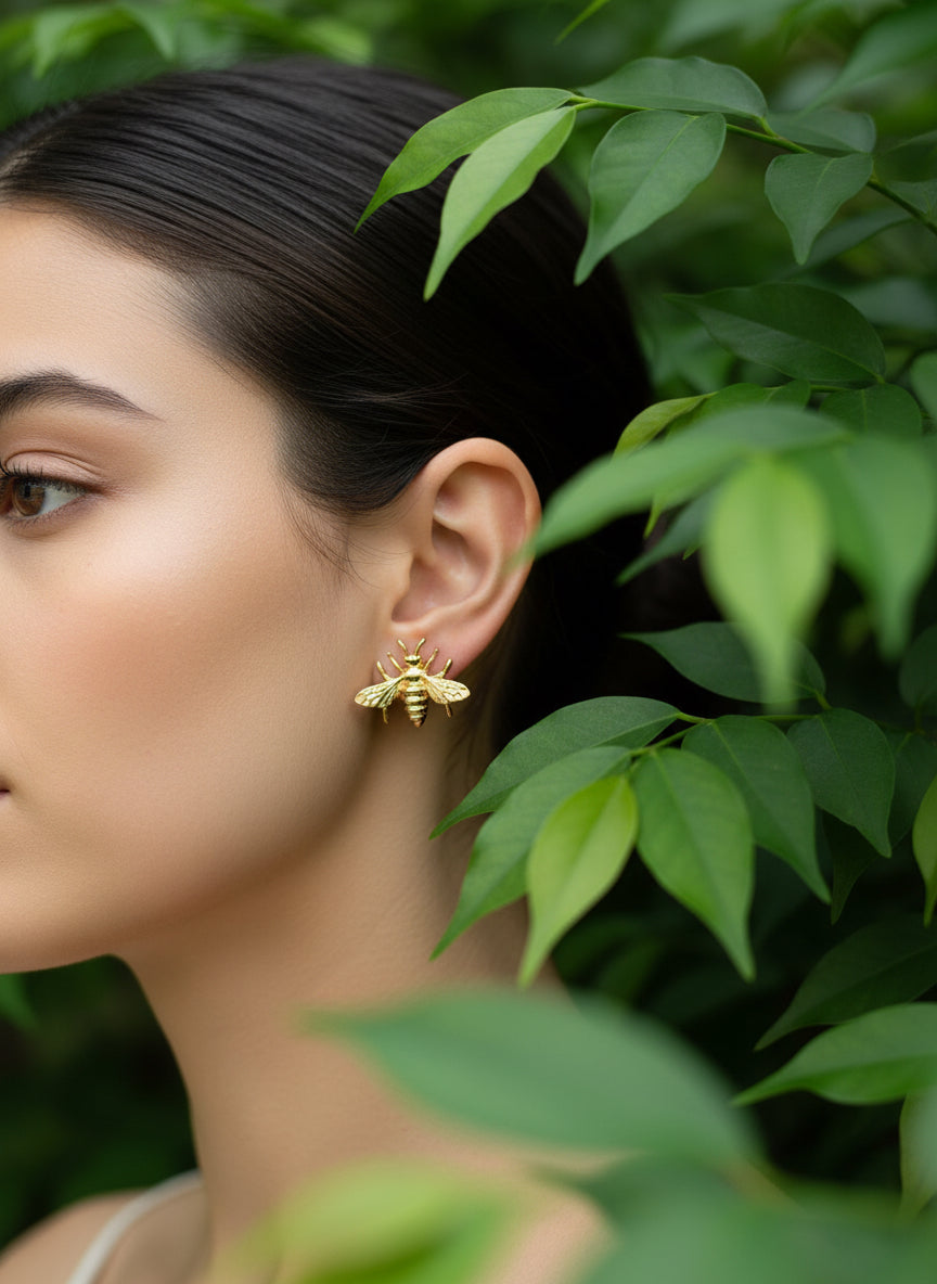 Brinco Bee - Banhado a Ouro 18k