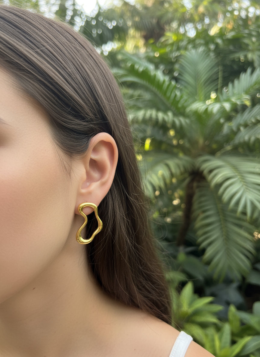 Brinco Ondas Banhado a Ouro 18K